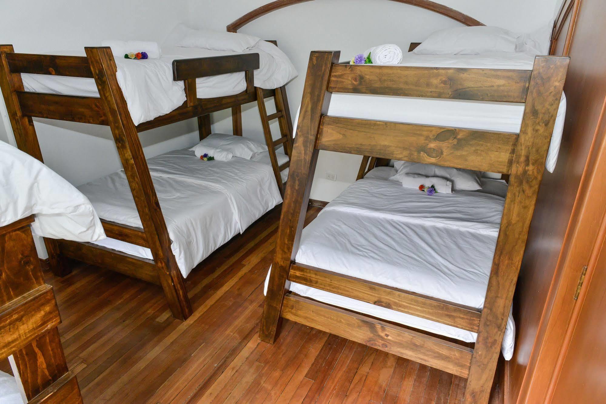 Mi Llave Hostels Bogotá Esterno foto